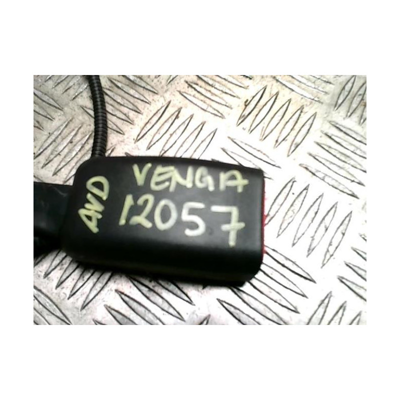 Attache ceinture avant droit KIA VENGA PHASE 1 d’occasion