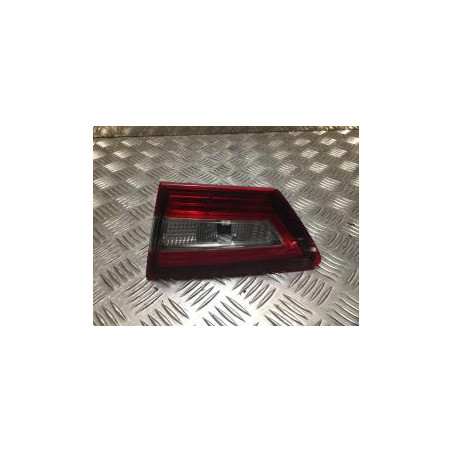 Feu arriere secondaire droit (feux) RENAULT CLIO 4 PHASE 1 d’occasion
