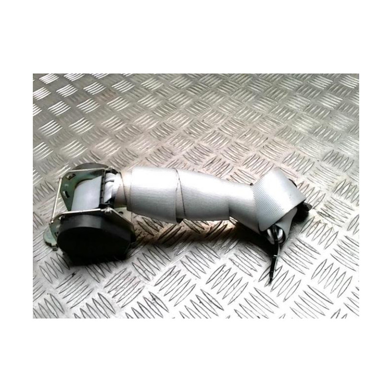 Ceinture arriere centrale DACIA SANDERO 1 d’occasion