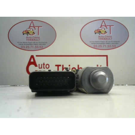 Mot. leve vitre avant gauche VOLKSWAGEN POLO 1.4 16V d’occasion