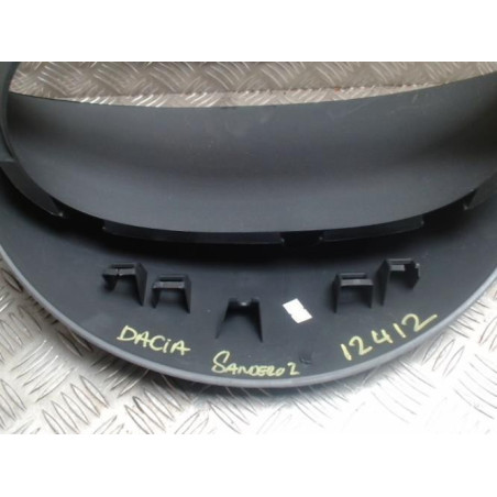 Casquette tableau de bord DACIA SANDERO 1 d’occasion