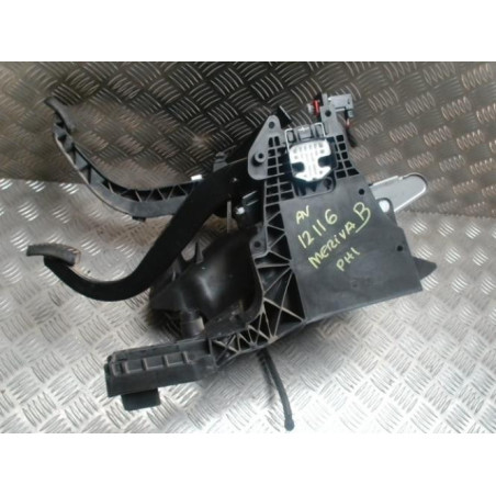 Pedalier OPEL MERIVA B PHASE 1 d’occasion