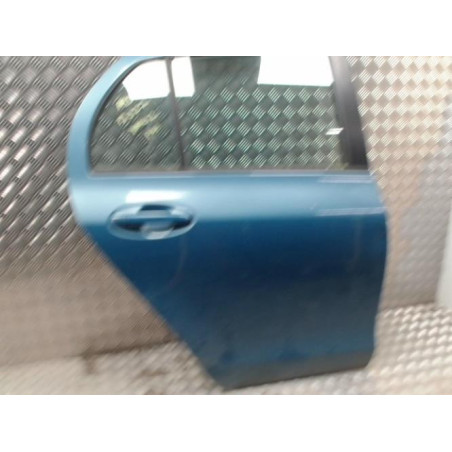 Porte arriere droit TOYOTA YARIS 2 PHASE 1 d’occasion