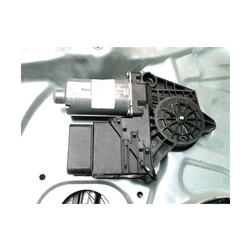 Leve vitre electrique arriere gauche VOLKSWAGEN PASSAT 4 PHASE 2 d’occasion
