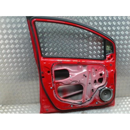 Porte avant gauche TOYOTA YARIS 2 PHASE 2 d’occasion