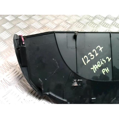Casquette tableau de bord TOYOTA YARIS 2 PHASE 1 d’occasion