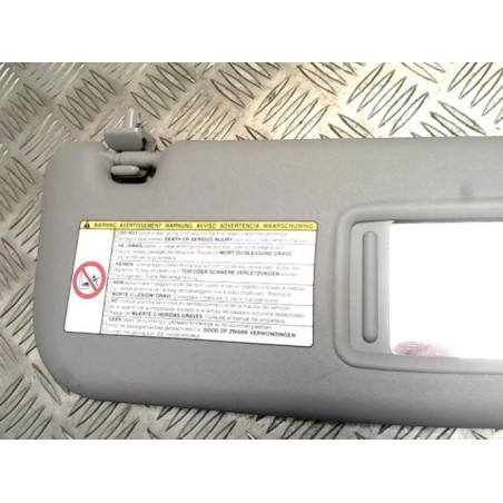 Pare soleil droit TOYOTA YARIS 2 PHASE 2 d’occasion