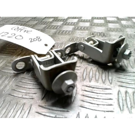 Charniere de hayon PEUGEOT 208 1 PHASE 1 d’occasion