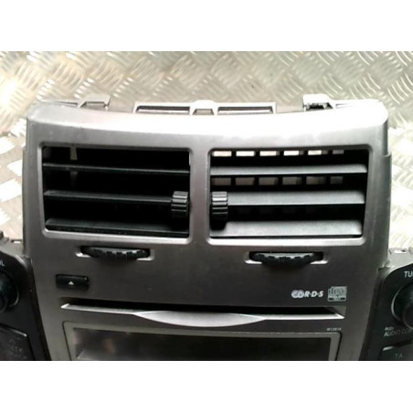 Autoradio d'origine TOYOTA YARIS 2 PHASE 2 d’occasion