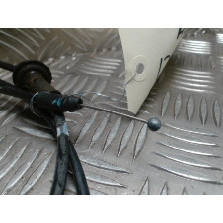 Cable ouverture capot KIA VENGA PHASE 1 d’occasion