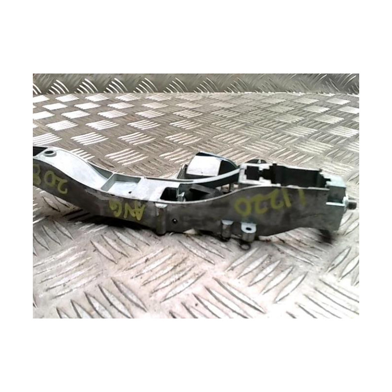 Support poignee porte avant gauche PEUGEOT 208 1 PHASE 1 d’occasion