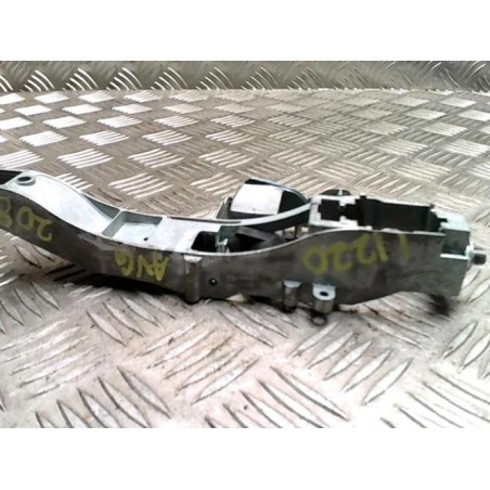 Support poignee porte avant gauche PEUGEOT 208 1 PHASE 1 d’occasion
