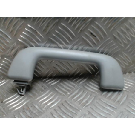 Poignee de maintien avant gauche TOYOTA YARIS 2 PHASE 2 d’occasion