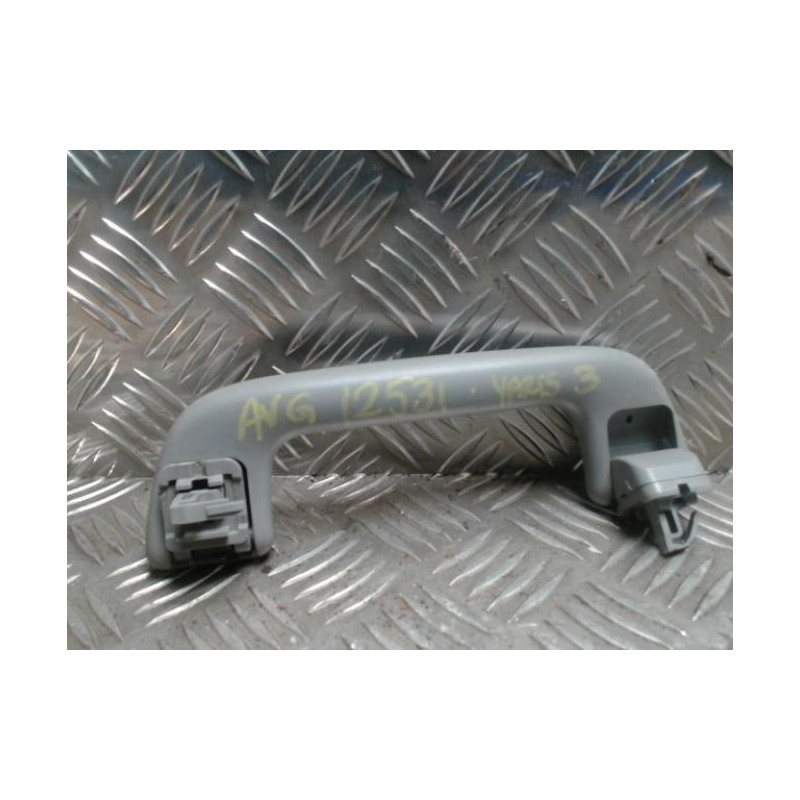 Poignee de maintien avant gauche TOYOTA YARIS 2 PHASE 2 d’occasion