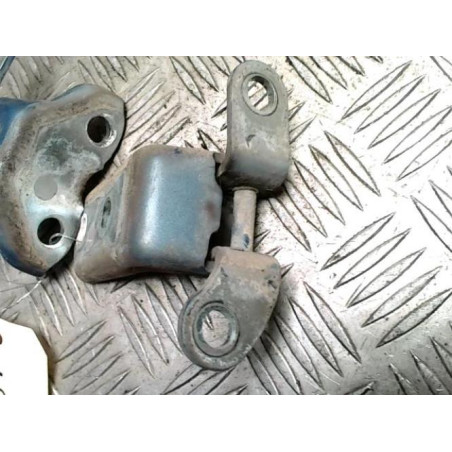 Charniere de porte arriere droit TOYOTA YARIS 2 PHASE 1 d’occasion