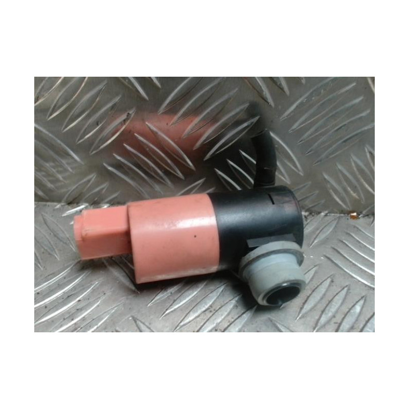 Pompe lave glace avant TOYOTA YARIS 2 PHASE 2 d’occasion
