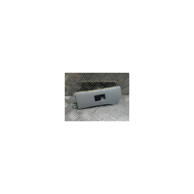 Interrupteur de leve vitre avant droit TOYOTA YARIS 2 PHASE 1 d’occasion