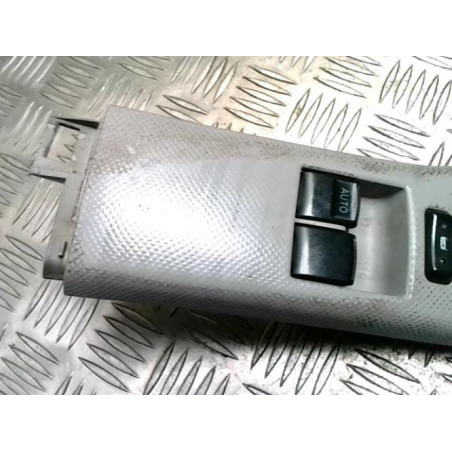 Interrupteur de leve vitre avant gauche TOYOTA YARIS 2 PHASE 1 d’occasion