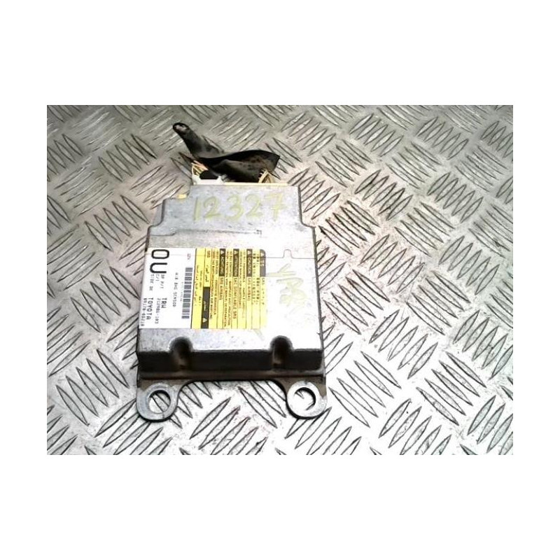 Boitier air bag TOYOTA YARIS 2 PHASE 1 d’occasion