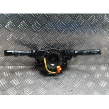 Com (Bloc Contacteur Tournant+Commodo Essuie Glace+Commodo Phare) TOYOTA YARIS 2 PHASE 1 d’occasion