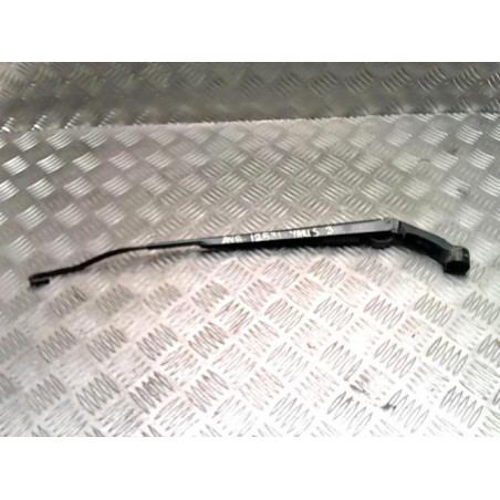 Bras essuie glace avant gauche TOYOTA YARIS 2 PHASE 2 d’occasion