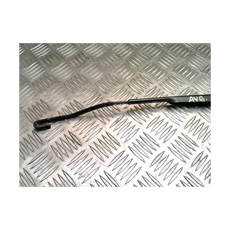 Bras essuie glace avant gauche TOYOTA YARIS 2 PHASE 2 d’occasion