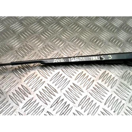Bras essuie glace avant gauche TOYOTA YARIS 2 PHASE 2 d’occasion