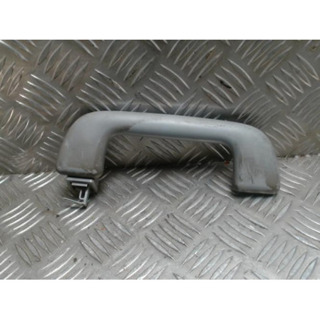 Poignee de maintien avant gauche TOYOTA YARIS 2 PHASE 1 d’occasion