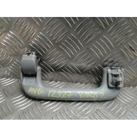 Poignee de maintien avant gauche TOYOTA YARIS 2 PHASE 1 d’occasion