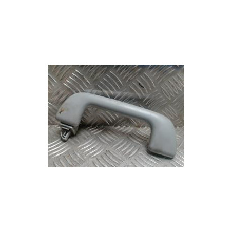 Poignee de maintien avant droit TOYOTA YARIS 2 PHASE 1 d’occasion