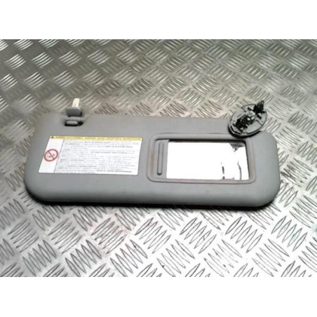 Pare soleil droit TOYOTA YARIS 2 PHASE 1 d’occasion
