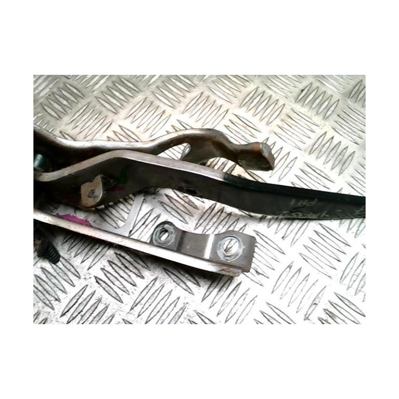 Pedale de frein TOYOTA YARIS 2 PHASE 1 d’occasion