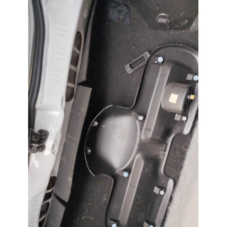 Interrupteur de leve vitre avant droit RENAULT TWINGO 2 PHASE 1 d’occasion