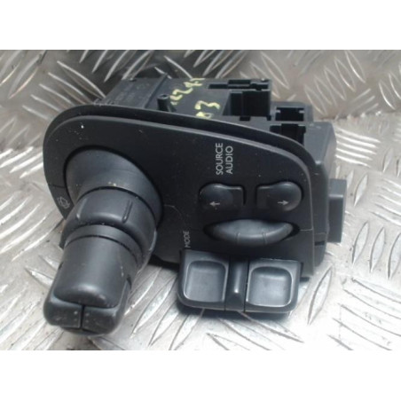 Commodo d'essuie glaces RENAULT CLIO 3 PHASE 1 d’occasion
