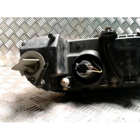 Optique avant principal droit (feux)(phare) VOLKSWAGEN PASSAT 4 PHASE 2 d’occasion
