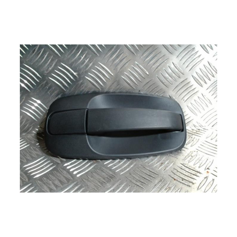Poignee porte coffre RENAULT TRAFIC 2 PHASE 1 d’occasion