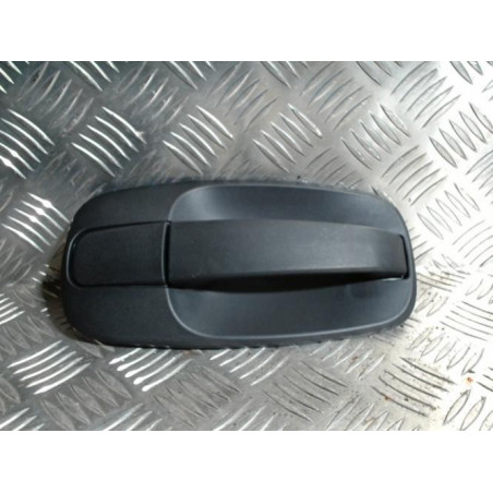 Poignee porte coffre RENAULT TRAFIC 2 PHASE 1 d’occasion