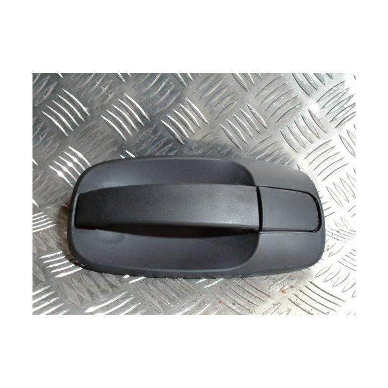Poignee porte laterale droit RENAULT TRAFIC 2 PHASE 1 d’occasion