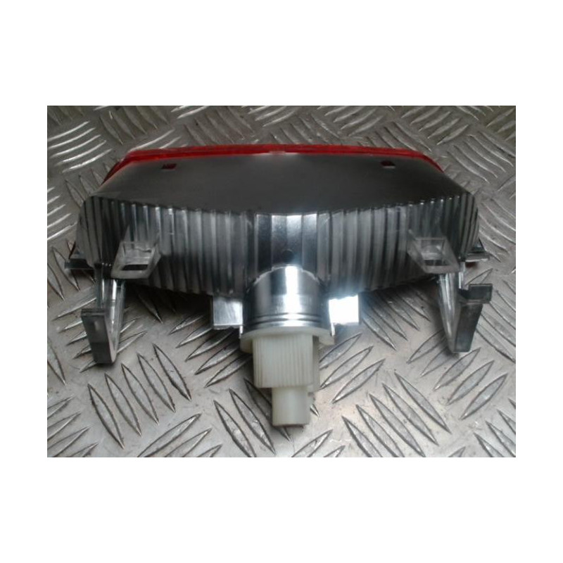 Feu arriere stop central NISSAN MICRA 3 PHASE 1 d’occasion