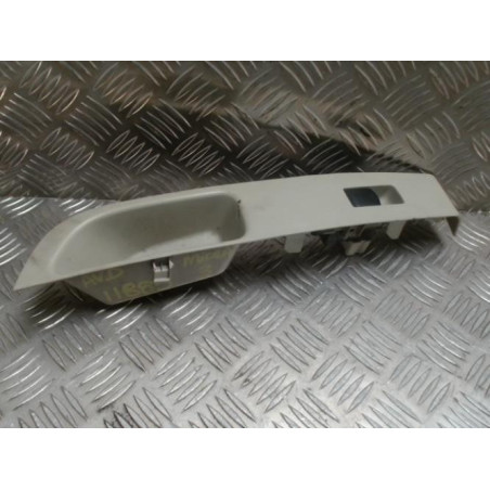 Interrupteur de leve vitre avant droit NISSAN MICRA 3 PHASE 1 d’occasion