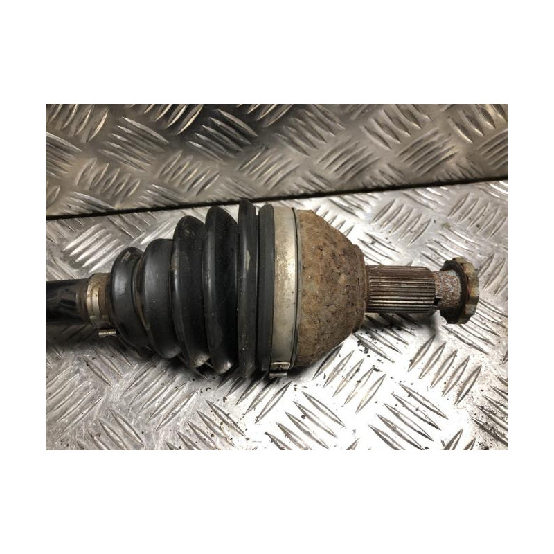 Cardan gauche (transmission) VOLKSWAGEN POLO 5 PHASE 2 d’occasion