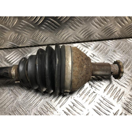 Cardan gauche (transmission) VOLKSWAGEN POLO 5 PHASE 2 d’occasion