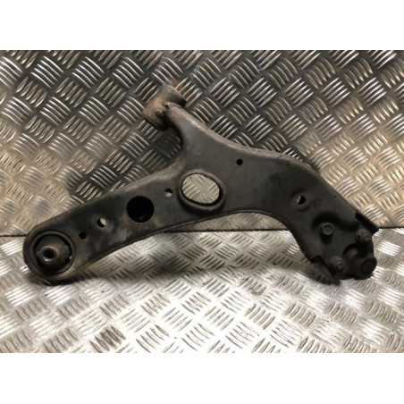 Triangle avant gauche TOYOTA RAV4 3 PHASE 1 d’occasion