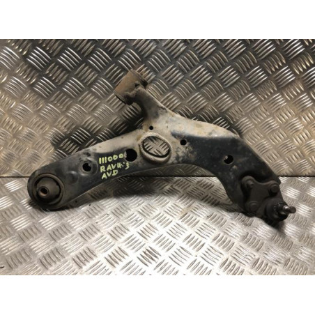 Triangle avant droit TOYOTA RAV4 3 PHASE 1 d’occasion