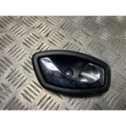 Poignee interieur arriere droit RENAULT SCENIC 3 PHASE 2 d’occasion