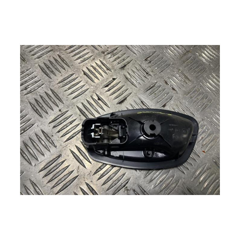 Poignee interieur arriere droit RENAULT SCENIC 3 PHASE 2 d’occasion