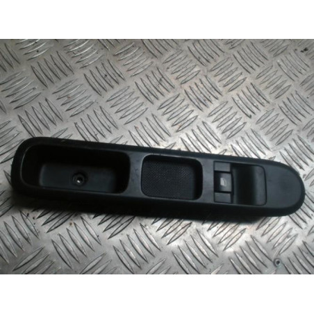 Interrupteur de leve vitre avant droit PEUGEOT 3008 1 PHASE 1 d’occasion