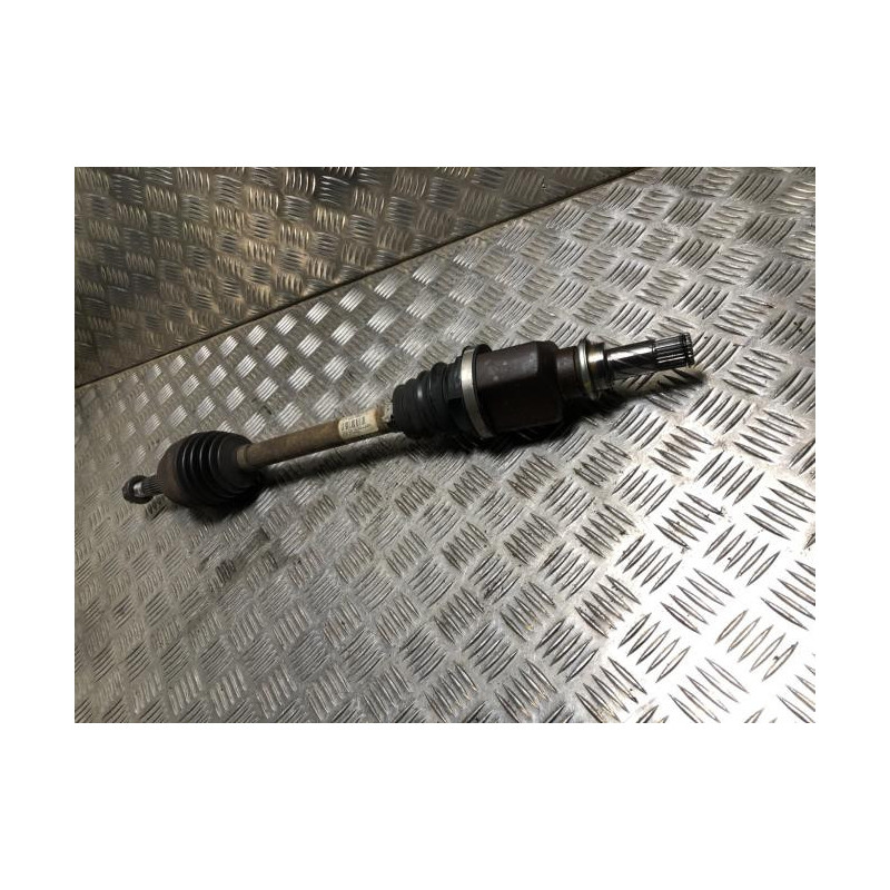 Cardan gauche (transmission) RENAULT CLIO 3 PHASE 1 BREAK d’occasion