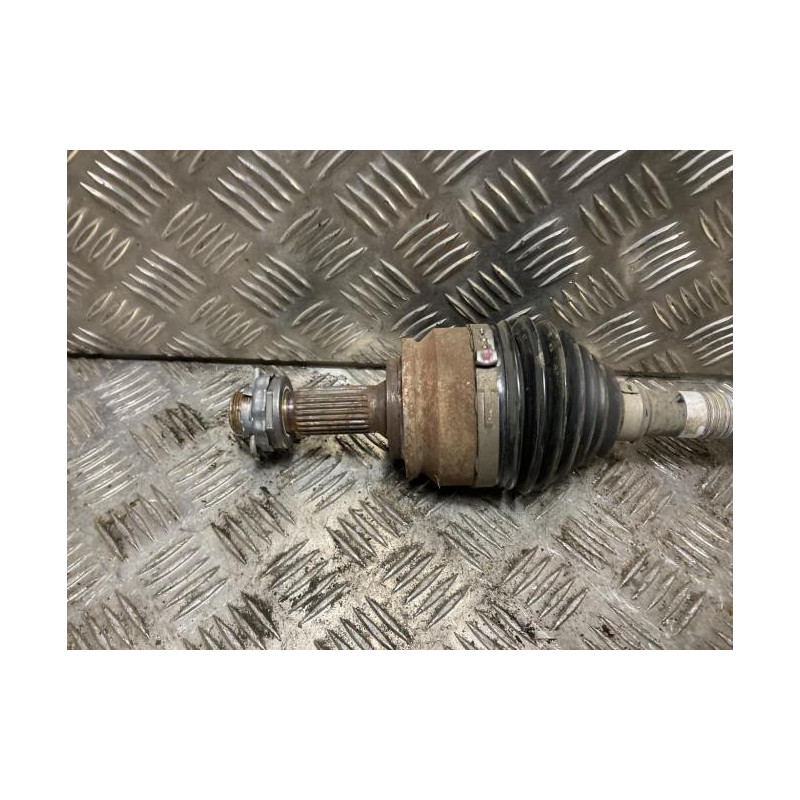 Cardan gauche (transmission) PEUGEOT 208 2 d’occasion