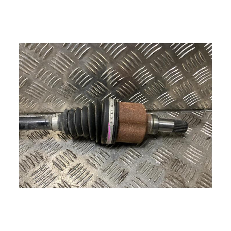 Cardan gauche (transmission) PEUGEOT 208 2 d’occasion